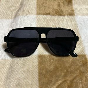 Retro aviator sunglasses